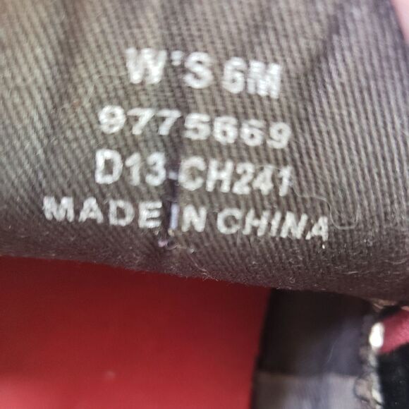 Sequin Sperry - Picture 6 of 7